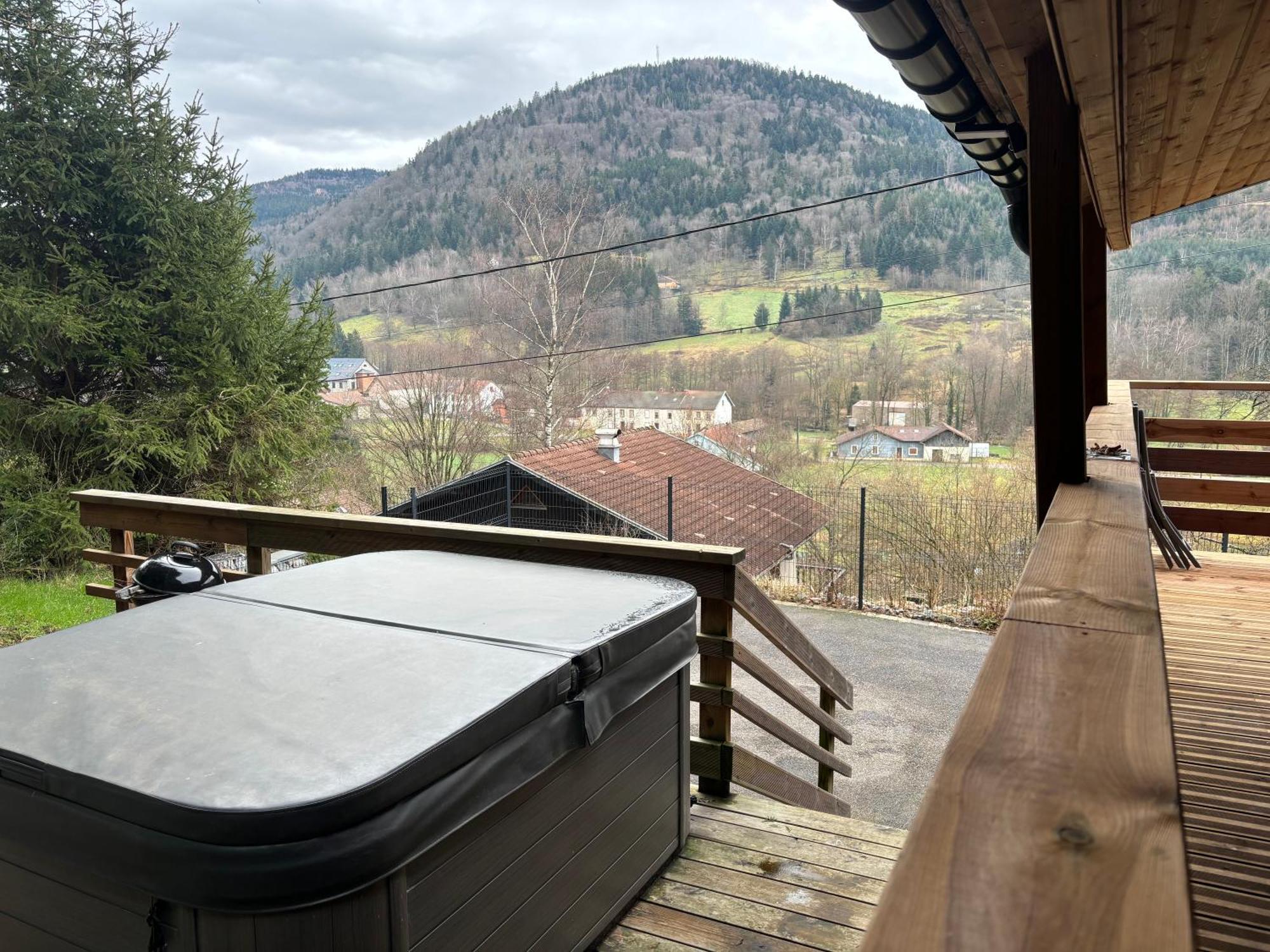 Chalet Du Faubourg & Jacuzzi, Proximite Gerardmer & La Bresse Rochesson Ngoại thất bức ảnh